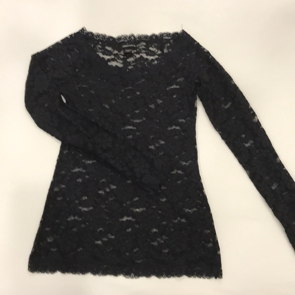Elegant black lace long sleeve top